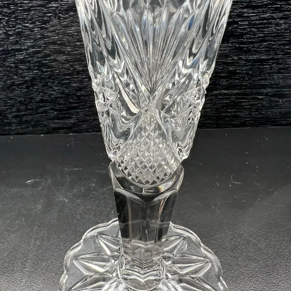 Elegant Vase/Champagne Glass-Embossed StarBurst/Flower/Diamond/Fanfold Design 8